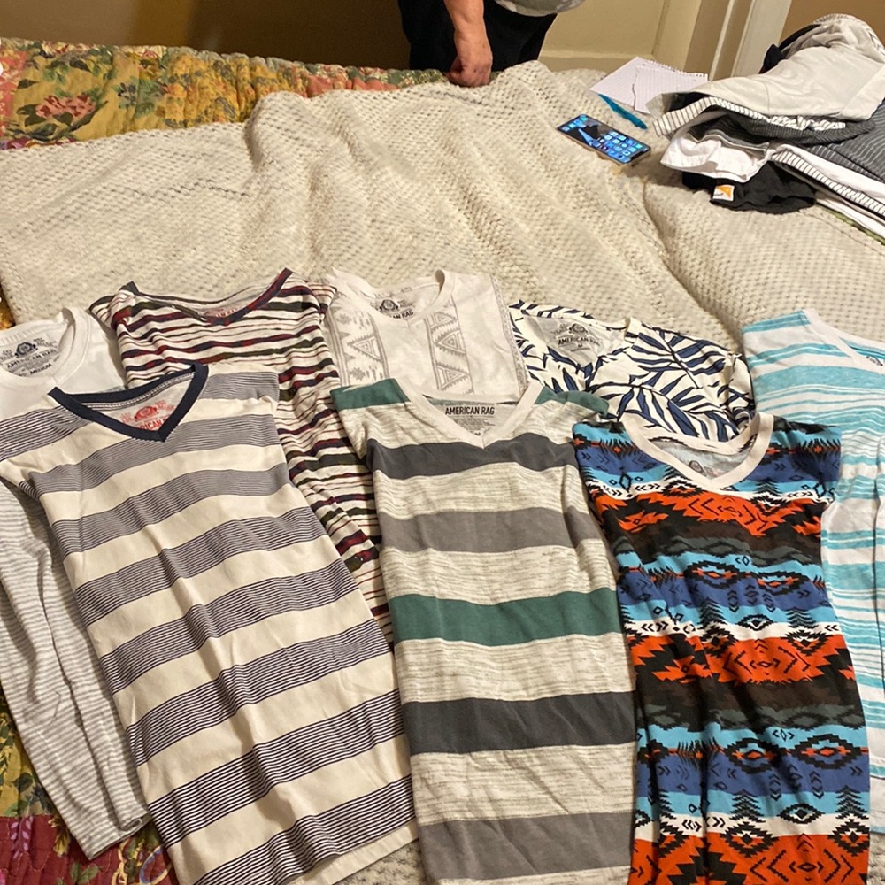 💙💙lot of 9💙💙 mens size medium, short sleeved t-shirts, American rag
